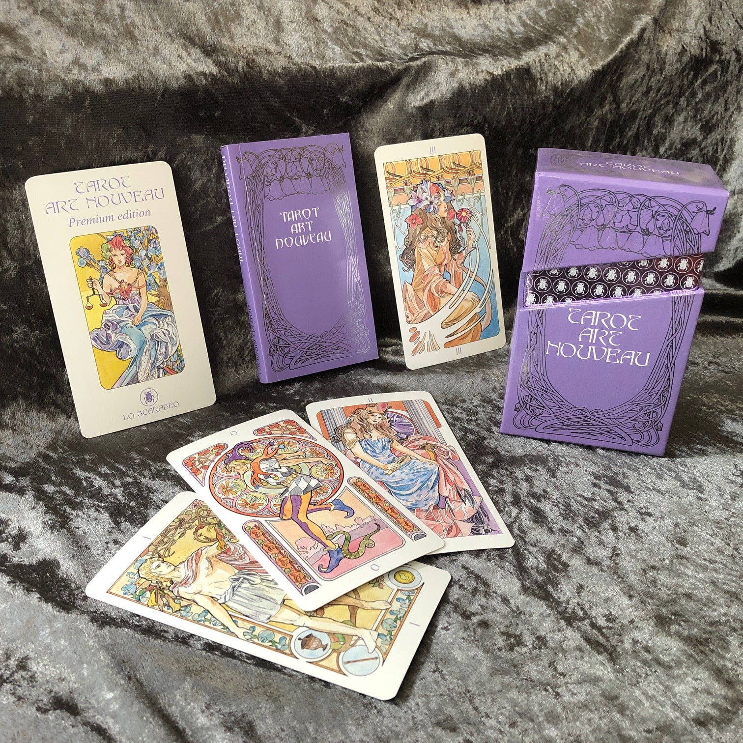 Tarot Art Nouveau - Premium Edition – Tarocks