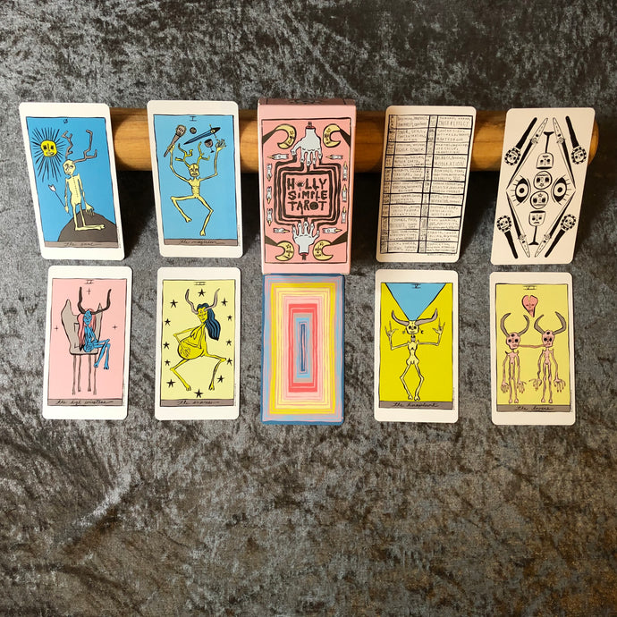 Holly Simple Tarot